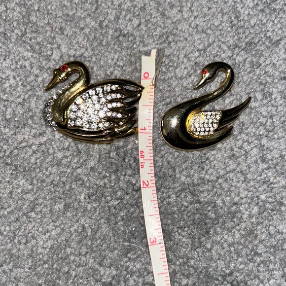 Vintage Rhinestone Swan Brooch Pair - Gold Tone with Red Eyes - Picture 2 of 6